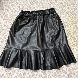Stylish Black Ruffle leather Mini Skirt