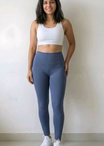 Stylish Blue Scrunch Butts Workout Leggings