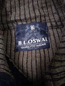 Vintage Olive Oswal Knit Zip-Up Winter Jacket