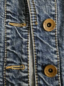 Pinterest girl denim jacket, perfect for layering