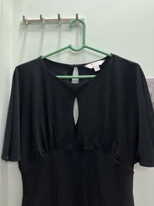 Chic Black Keyhole Bodysuit