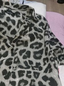 Stylish Leopard Print Shirt