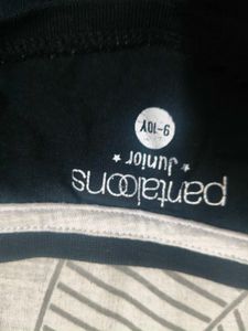 Pantaloons Cute black full sleeve tshirt 7-9