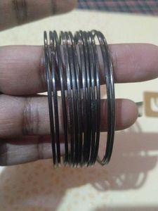 Minimalist Gun Metal Bangles Set