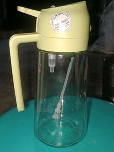 Sprayable &amp; Pourable Oil Bottle