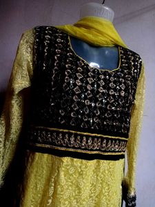 Parrot Gawn With Dupatta