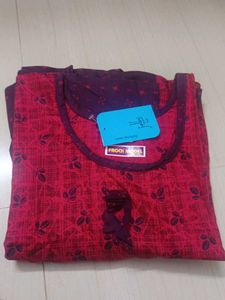 Comfortable Red &amp; Purple Printed Nightgown