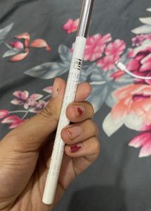 Blue Heaven Kajal Pencil + white eyeliner