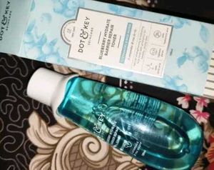 Dot &amp; Key Blueberry Hydrate Barrier Repair Toner