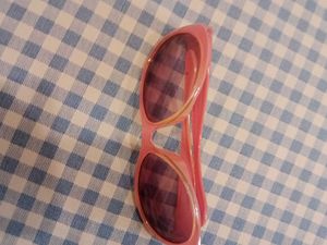 Cute Pink Sunglasses (under 10 y/o kids)