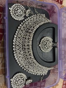 Stunning Rhinestone Jewellery Set