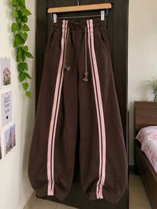 Relaxed fit trousers