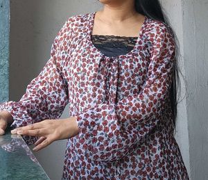 Chic Floral Print Blouse