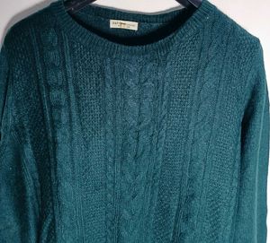 Women's dark Green Cable Knit Sweater