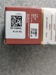 1+1 free Mamaearth Feather Light Liquid Matte Lips