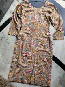 Beautiful Floral Print Kurta