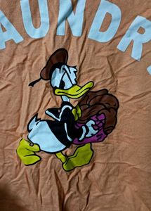 Cute Donald Duck Laundry crop T-Shirt