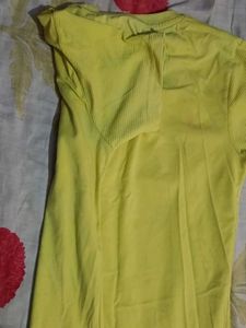 Men's Yellow Iron Man Graphic T-Shirt
