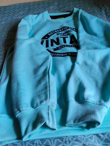 Medium Size Hoodie For Men And Women,