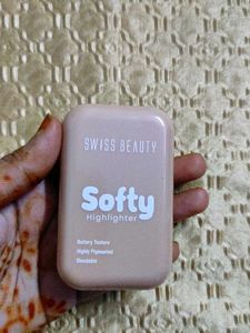 Swiss Beauty Softy Highlighter