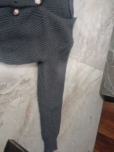 PRICE DROPE !!!! Chic Grey Knit Cardigan
