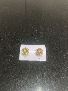 New-Sparkling Flower Stud Earrings