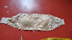 Elegant Lace Strapless Bra