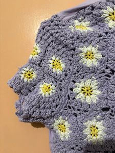Crochet Daisy Flower Crop Top