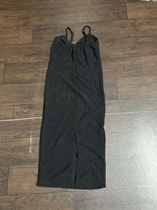 Chic Black Midi Dress with Bow Detail