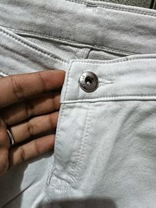 New White Jeans