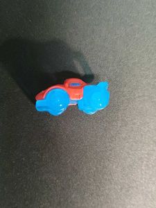 Kinderjoy lizard miniature figure collectible