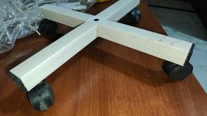 arround 5 Feet Rotating Stand(disassembld)