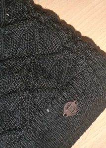 Black Knit Beanie Hat 👒