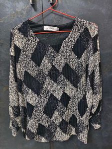 Chic Geometric Print Top