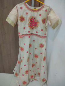 Cream Kurta Set with Pink Dupatta
