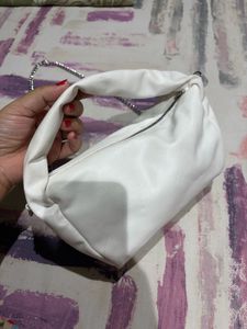 H&amp;M White Chain Strap Shoulder Bag