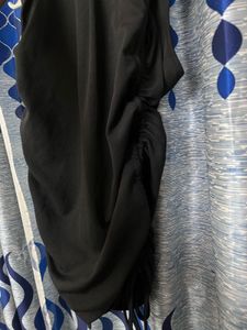 Black Sleeveless Dress
