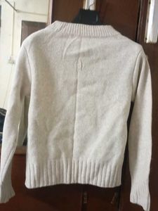 Elegant V-Neck Knit Sweater