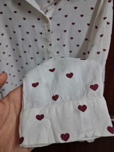 H&amp;M White Heart Print Shirt