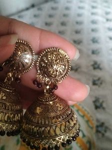 Like New Ivory Tag Earrings Stylish Pie Goes Wit