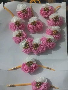 Floral Jewellery Set