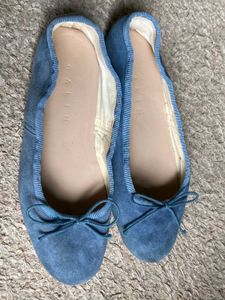 Chic  Galin Blue Suede Ballet Flats