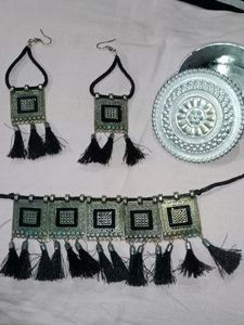 Necklace Set With Jwellry Box