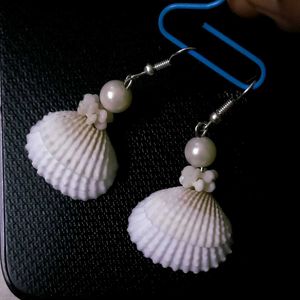 Beachy Vibes 🌊🌸✨️Seashell Necklace &amp; Earring Set