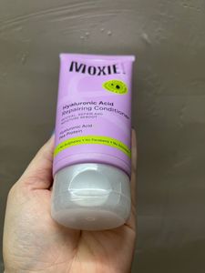 Moxie Hyaluronic Acid Repairing Conditioner