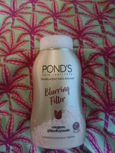 Ponds Blurring Filter faces powder