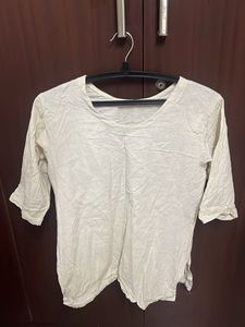 Cream Relaxed Fit 3/4 Sleeve Top - size M