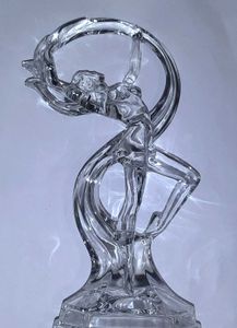 💎 Crystal Flow Sculpture — Luxury Glass Showpiece
