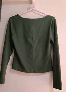 Chic Green Button-Up Top