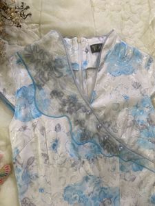 Modern cheongsam /qipao